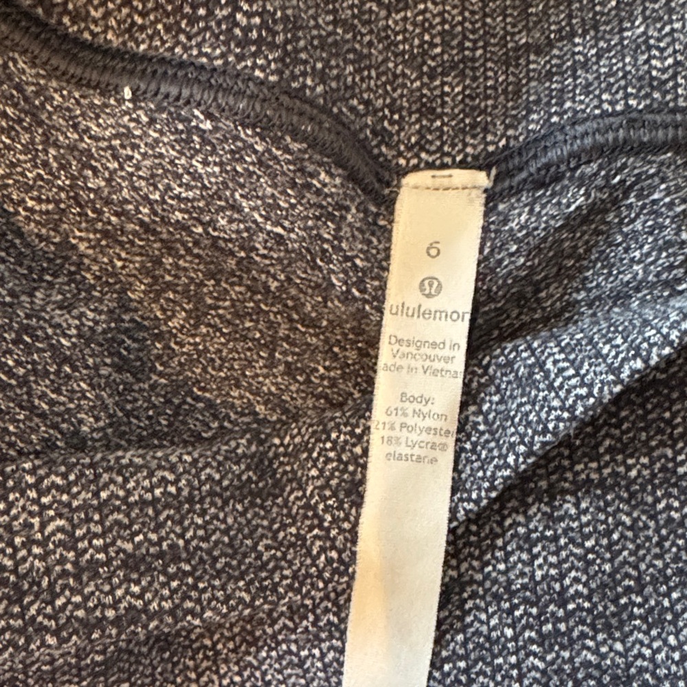Lululemon Gray Athletic Leggings - Picture 3 of 8